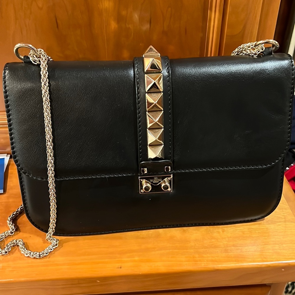 Valentino glam lock bag with chain